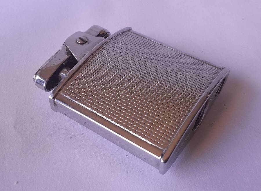 1960's Ronson Cadet Petrol Lighter.  Made In England.