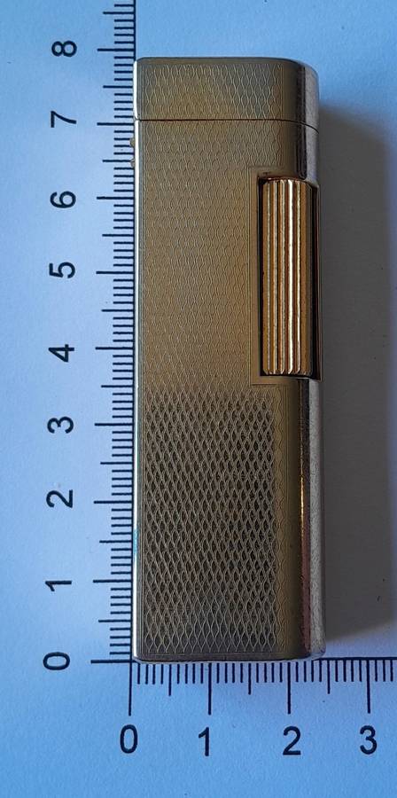 Vintage "Penguin" Goldtone Butane Gas Lighter.