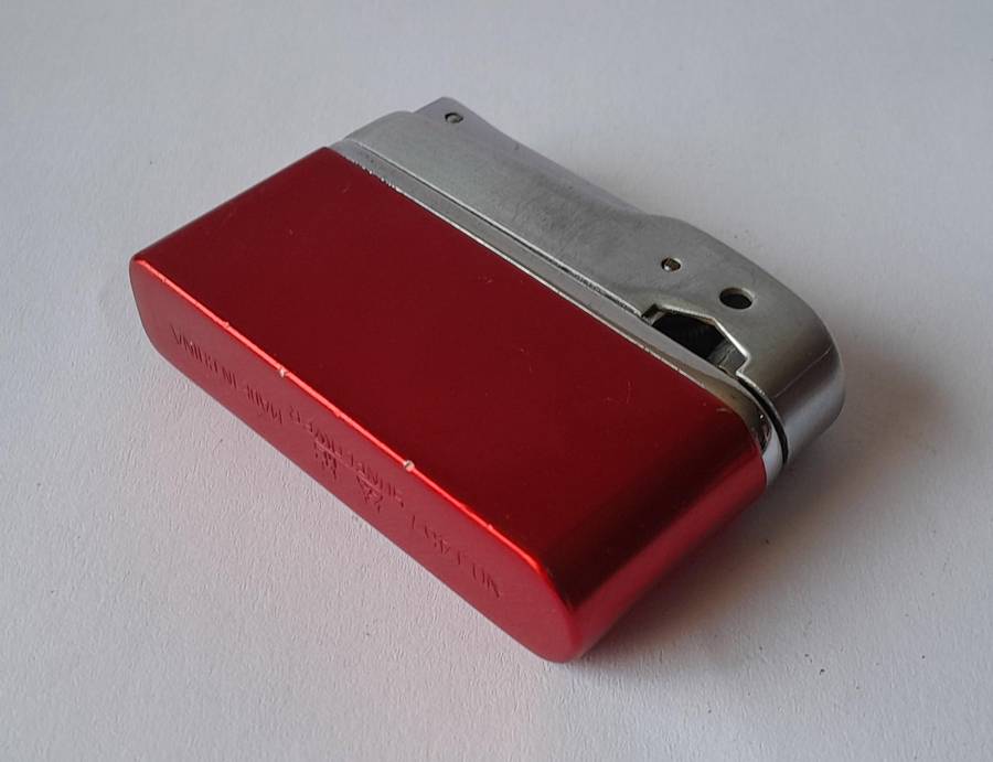 1960's/70's Chinese "Sunflower" Lighter.