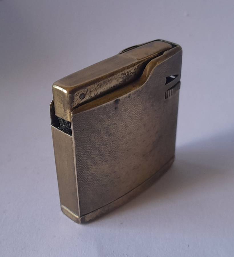 Vintage Japanese "Polka" Goldtone Butane Gas Lighter.