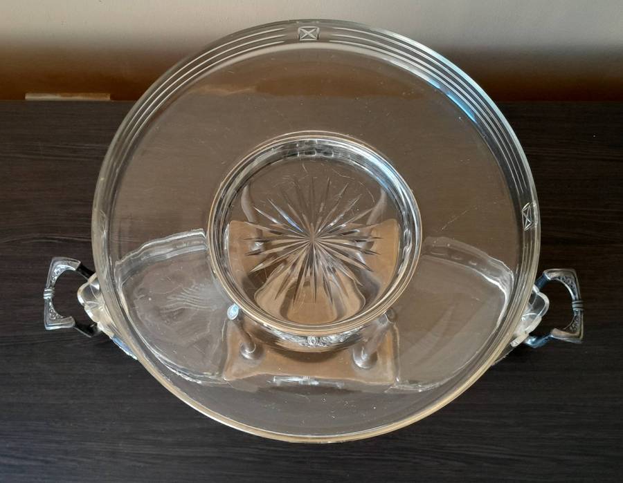 Antique Art Nouveau J.P. Kayser & Sohn (Kayserzinn) Jugendstil Centrepiece