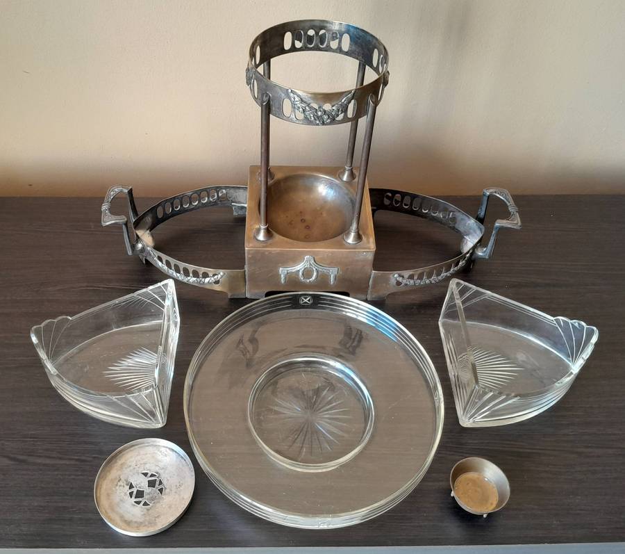 Antique Art Nouveau J.P. Kayser & Sohn (Kayserzinn) Jugendstil Centrepiece