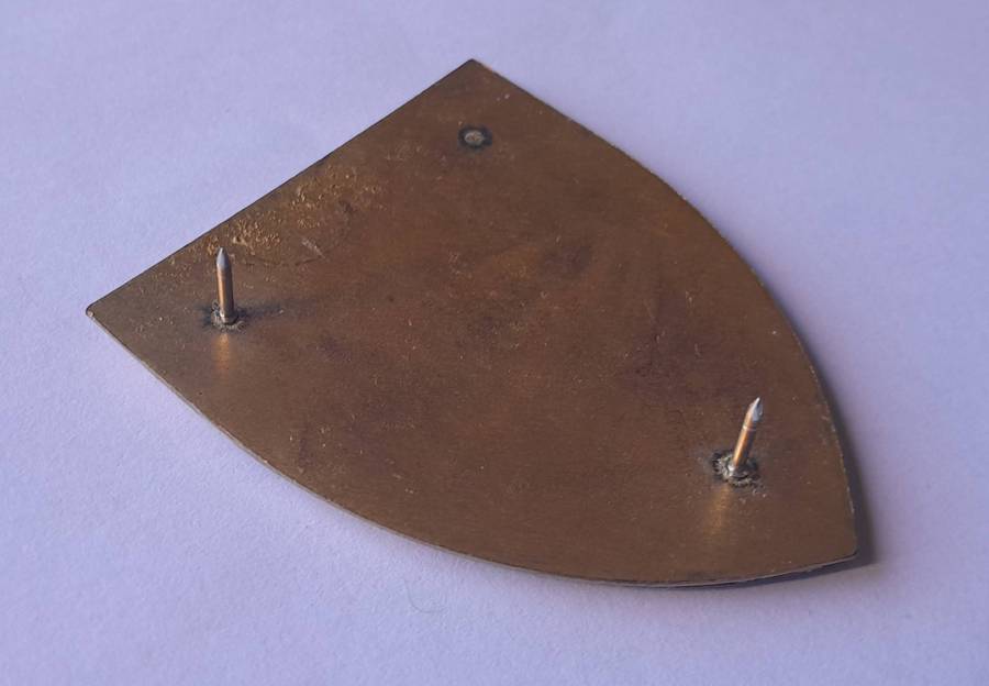 SADF 6 Infantry Battalion Shoulder Flash.  2 Pins Intact.