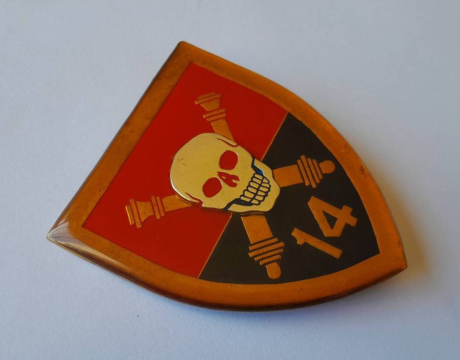SADF 14 Field Artillery Regiment Shoulder Flash.  2 Pins Intact.