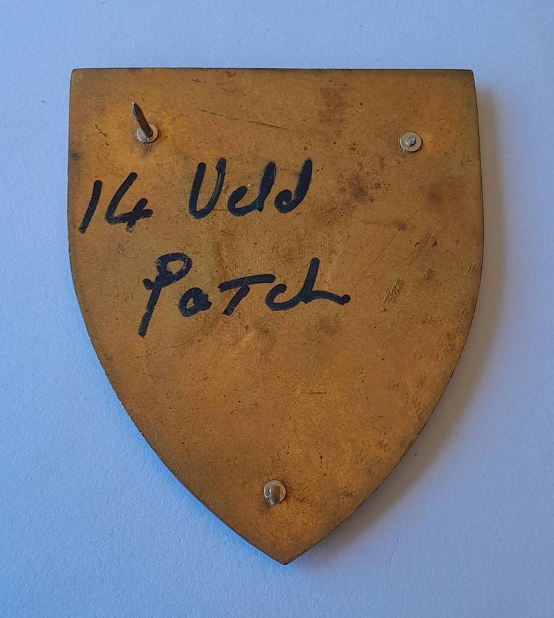 SADF 14 Field Artillery Regiment Shoulder Flash.  2 Pins Intact.