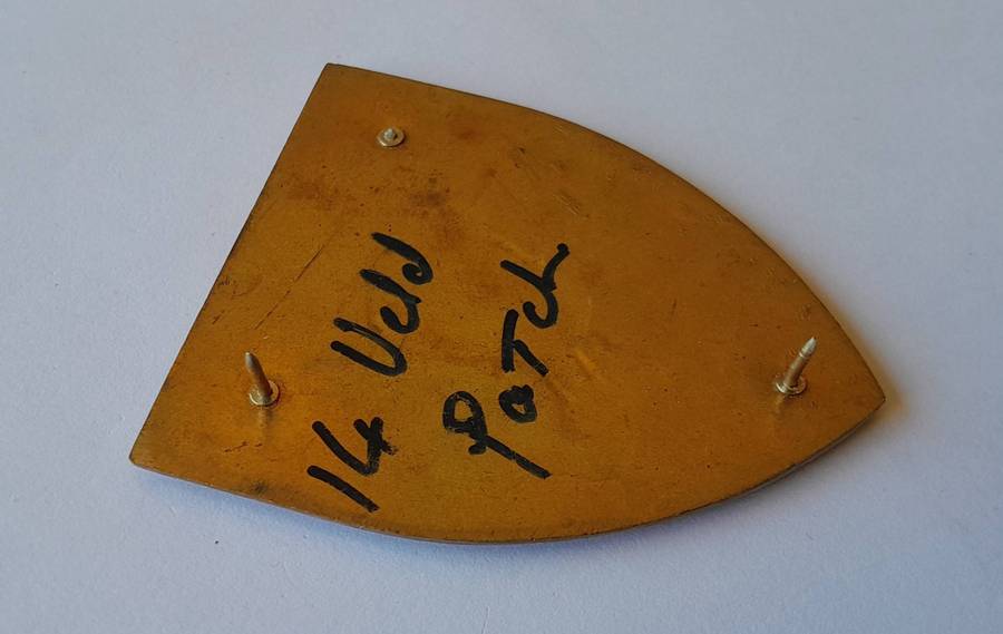 SADF 14 Field Artillery Regiment Shoulder Flash.  2 Pins Intact.