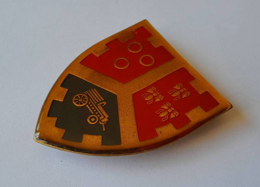 SADF University of Pretoria Military Unit Shoulder Flash.  All Pins Intact.