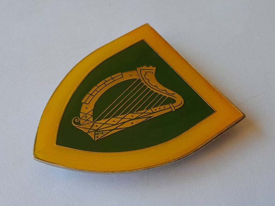 SADF SA Irish Regiment Shoulder Flash.  All Pins Intact.