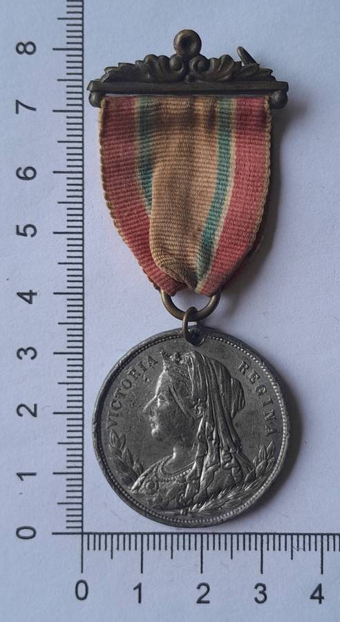 Anglo-Boer War Queen Victoria Cape Town Peace Medal.