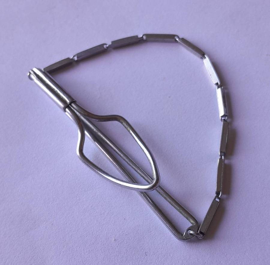 Vintage Tie Slide Clip & Chain in Old Case.