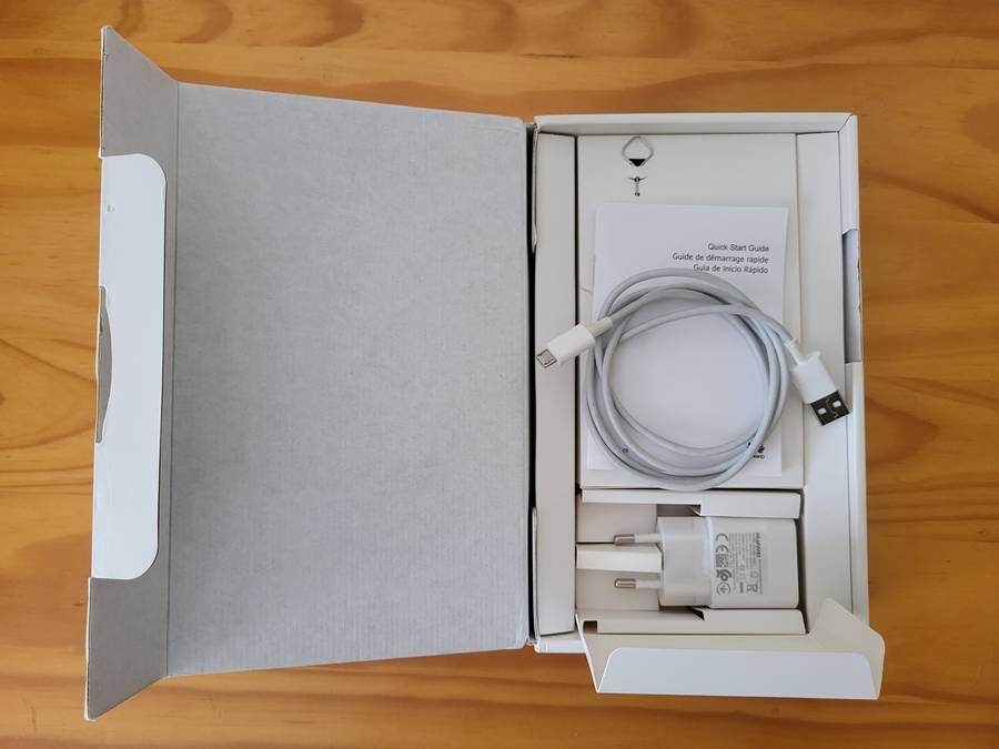 MEGA BUNDLE | MINT Huawei Matepad T8 Tablet WiFi + LTE | Boxed | Original Accessories