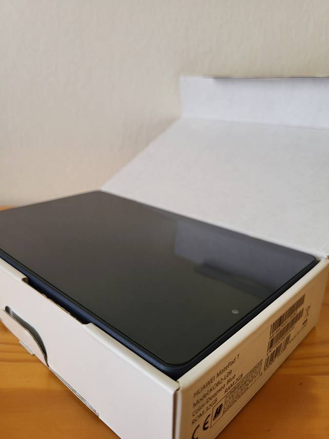 MEGA BUNDLE | MINT Huawei Matepad T8 Tablet WiFi + LTE | Boxed | Original Accessories