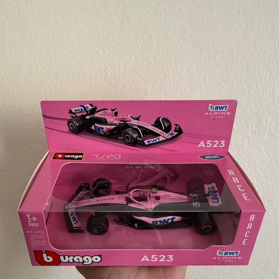 RARE Bburago BWT Alpine A523 | 1:43 | Rare Pink Edition