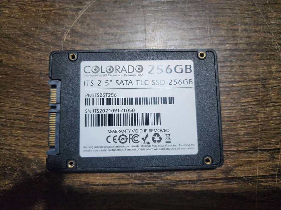 COLORADO 256 SSD DRIVE FOR SALE !!!!