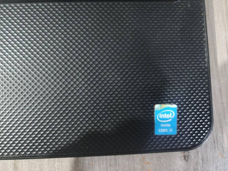 DELL INSPIRON 3737 I7 LAPTOP FOR SAPRES OR TO REPAIR PLEASE READ AD !!!