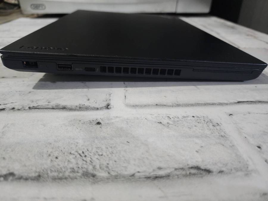 LENOVO THINKPAD T470 I5 6TH GEN FULL TOUCH SCREEN BUSINESS ULTRABOOK FOR SALE !!!