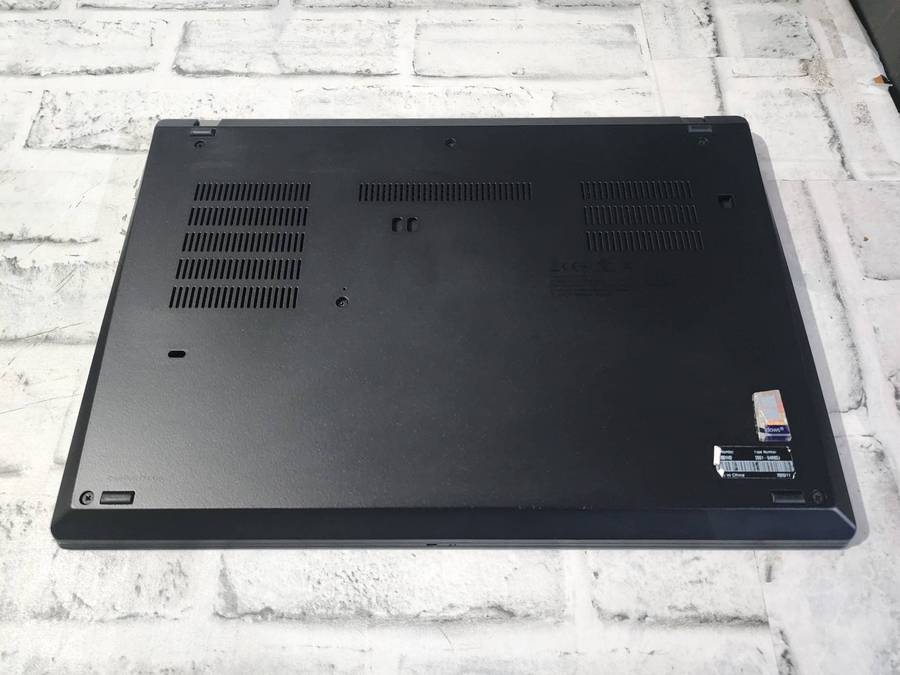 LENOVO THINKPAD T14 I5 10TH GEN FULL TOUCH SCREEN BUSINESS ULTRABOOK FOR SALE !!!