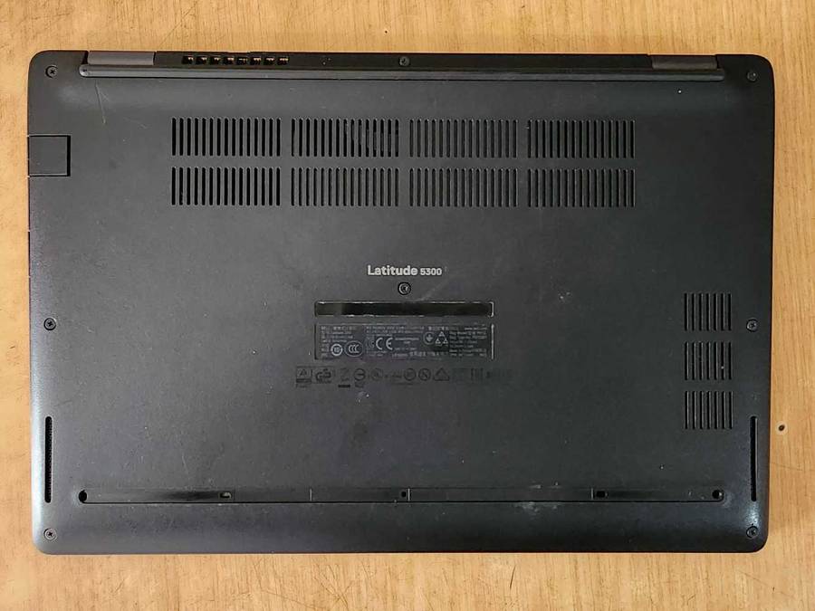 DELL LATITUDE 5300 i5 8TH GEN LAPTOP FOR SPARES PLEASE READ AD !!!!