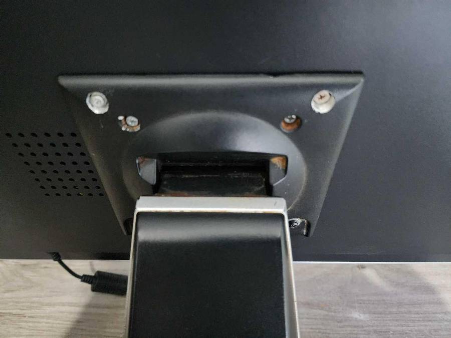 AIO 21.5 INCH GENERAL TOUCH  PC FOR SALE !!!!