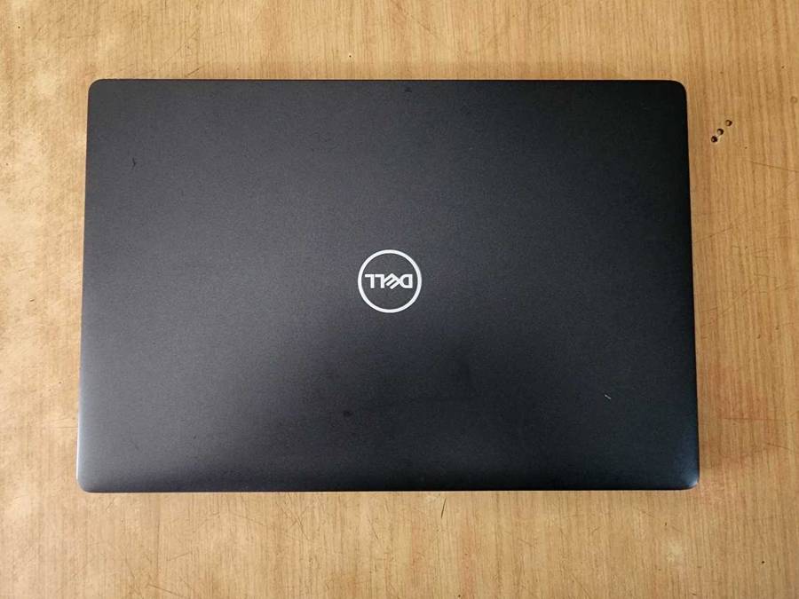 DELL LATITUDE 5300 i5 8TH GEN LAPTOP FOR SPARES PLEASE READ AD !!!!