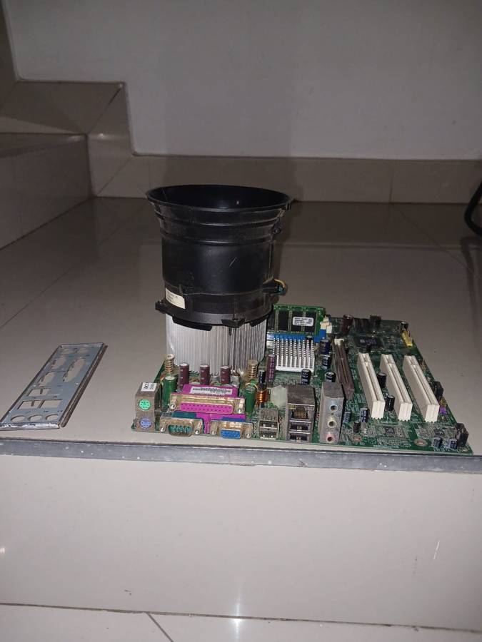 661GX-M7 motherboard with pentium 4 processer