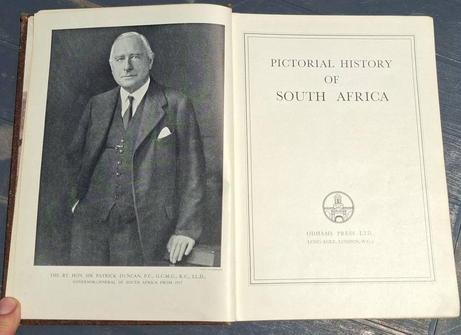 PICTORIAL HISTORY OF SOUTH AFRICA (ca. 1937)