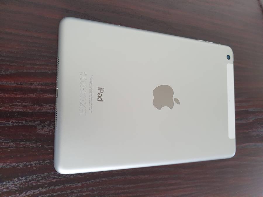 Apple iPad Mini 3 - Excellent condition