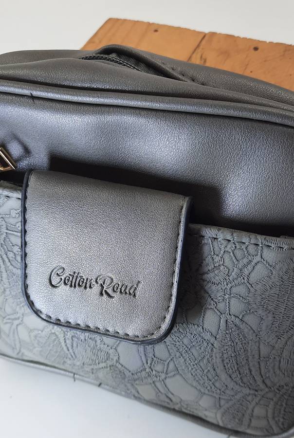 COTTON ROAD SLING BAG IN DARK GREY