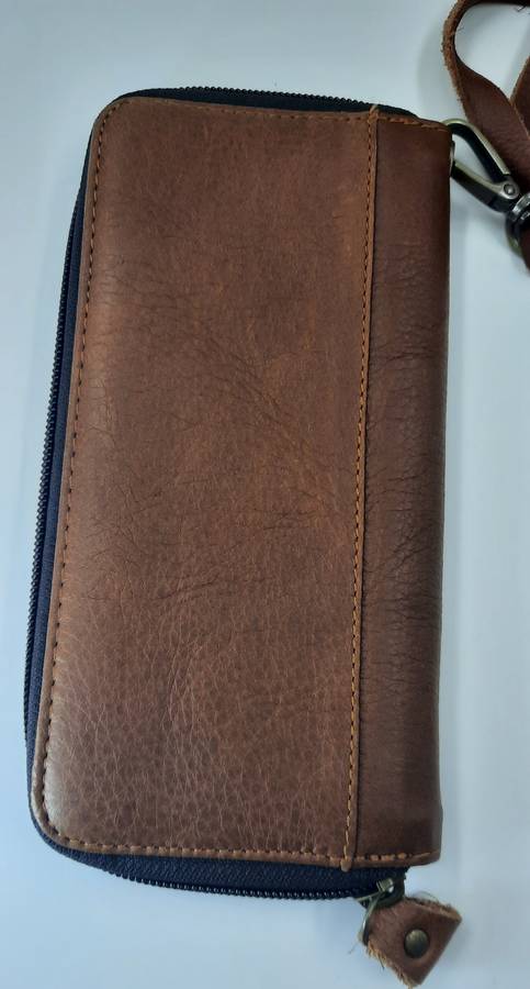 Genuine Leather Cowhide Purse/Wallet by Vivace - Stunning Light Brown