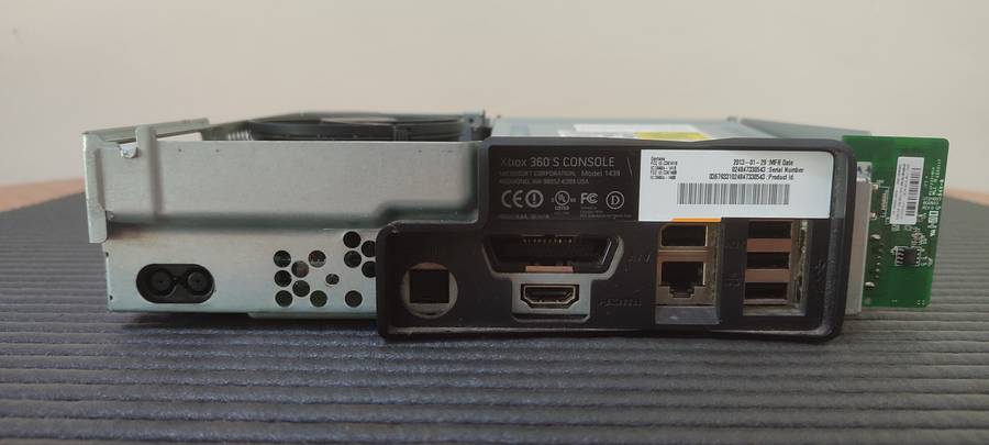 xbox 360 slim - Spares or Repair