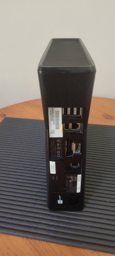 xbox 360 slim - Spares or Repair