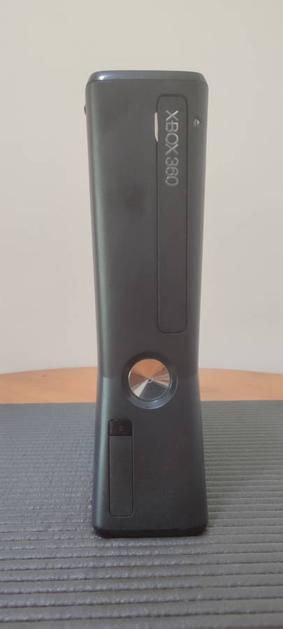xbox 360 slim - Spares or Repair