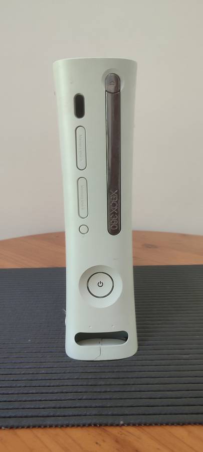 Xbox 360 - Spares or Repair