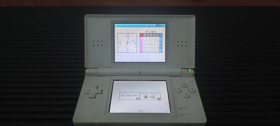 Nintendo DS Lite With 3 Games