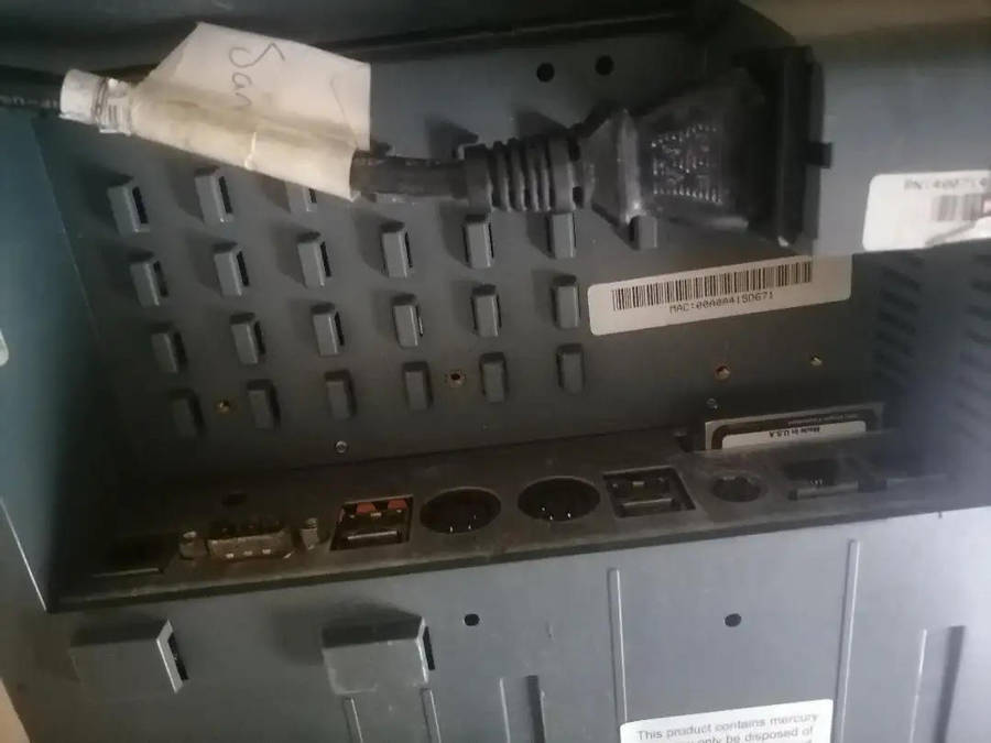 MICROS WORKSTATION 4 TOUCH SCREEN POS SYSTEM WITH STAND