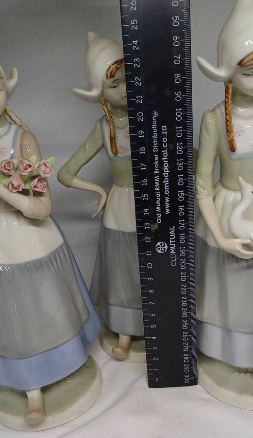 HERITAGE PORCELAIN  FIGURINES
