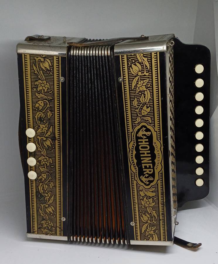 Hohner accordion