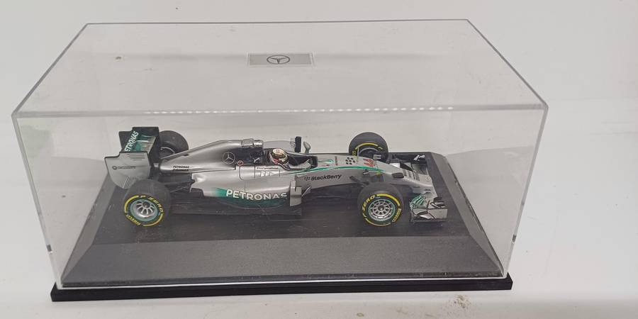 Formula 1 F1 diecast  1:43