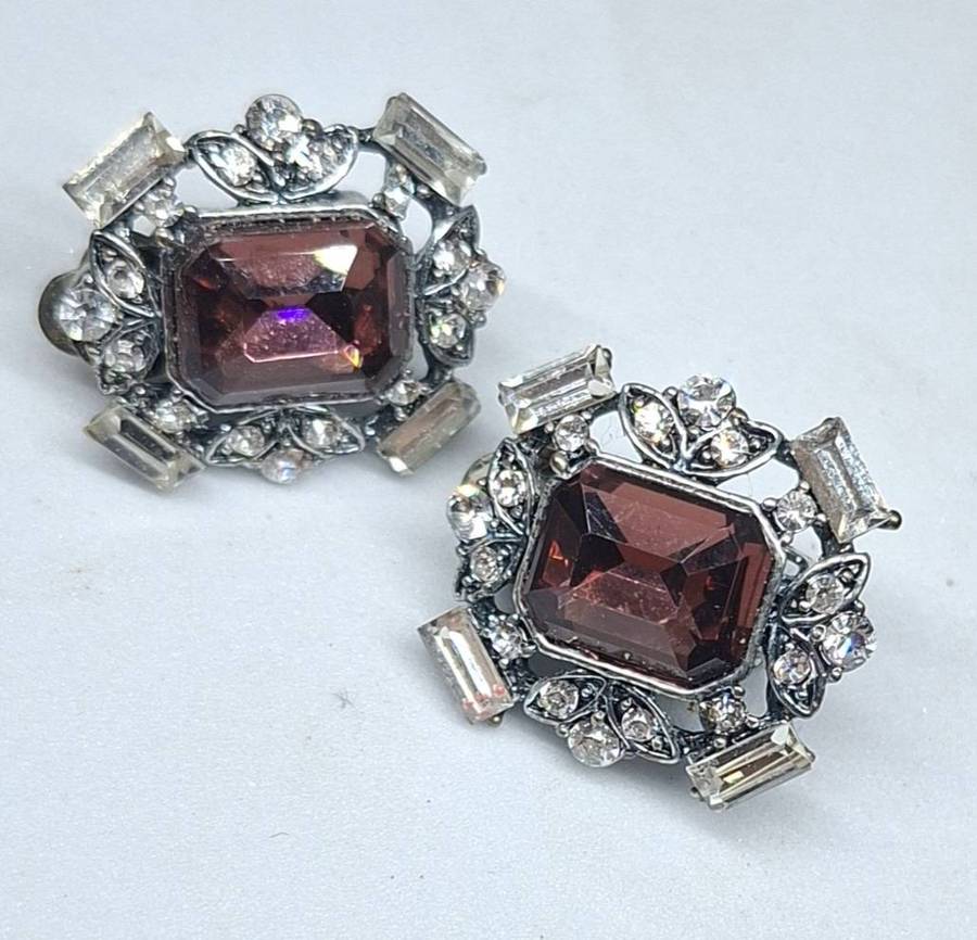 Vintage clip on earrings