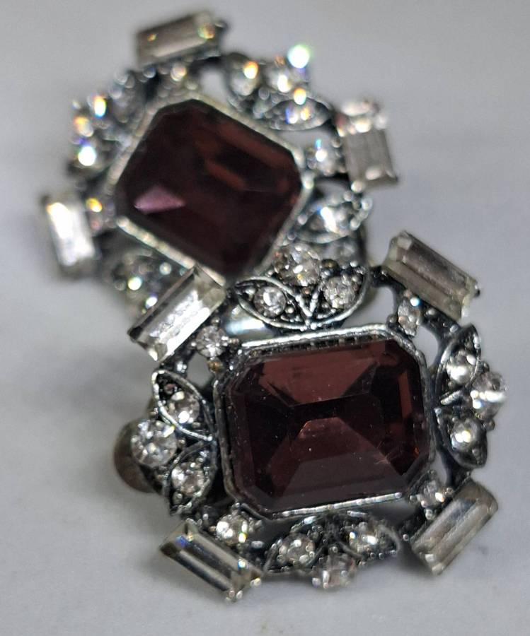 Vintage clip on earrings