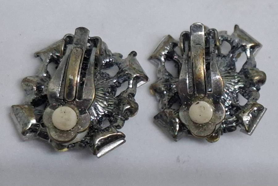 Vintage clip on earrings