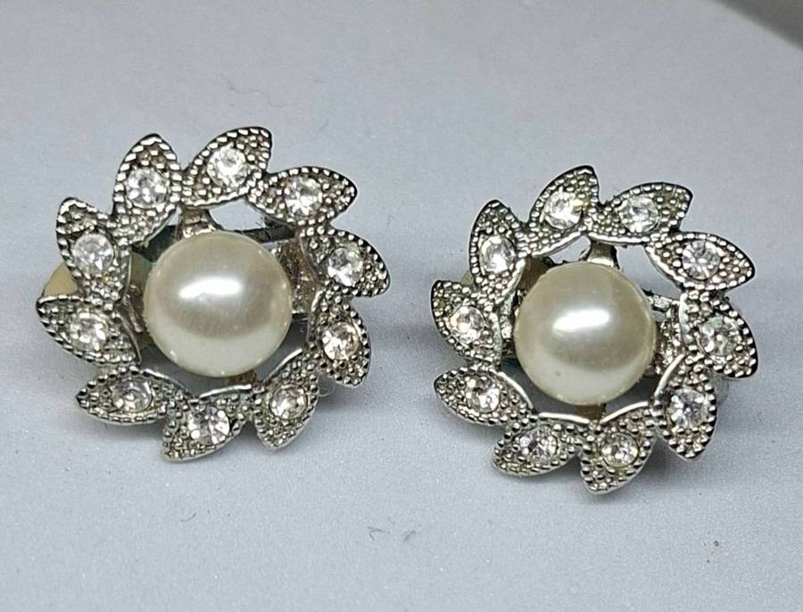 Vintage clip on earrings