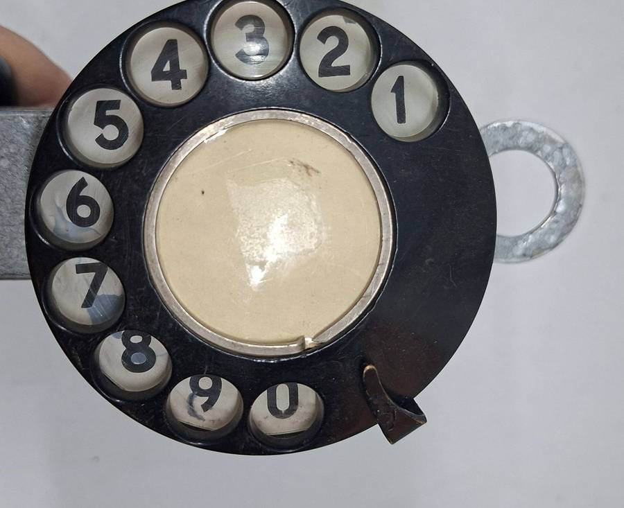 Old Linemans test set