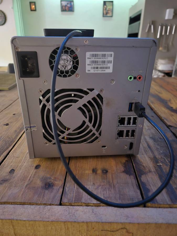 NAS SYSTEM QNAP Viostore VS-4108 Pro+ UPGRADED