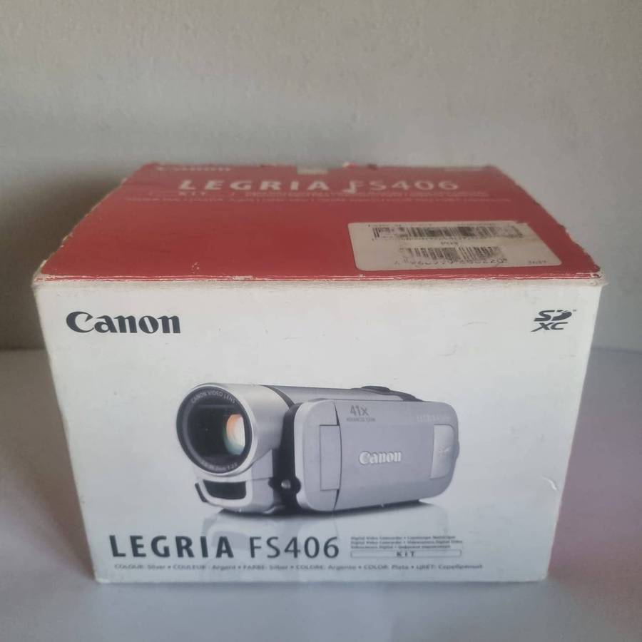 Canon LEGRIA FS406 Camcorder - Silver (37x Optical Zoom, 2.7 inch Widescreen LCD)