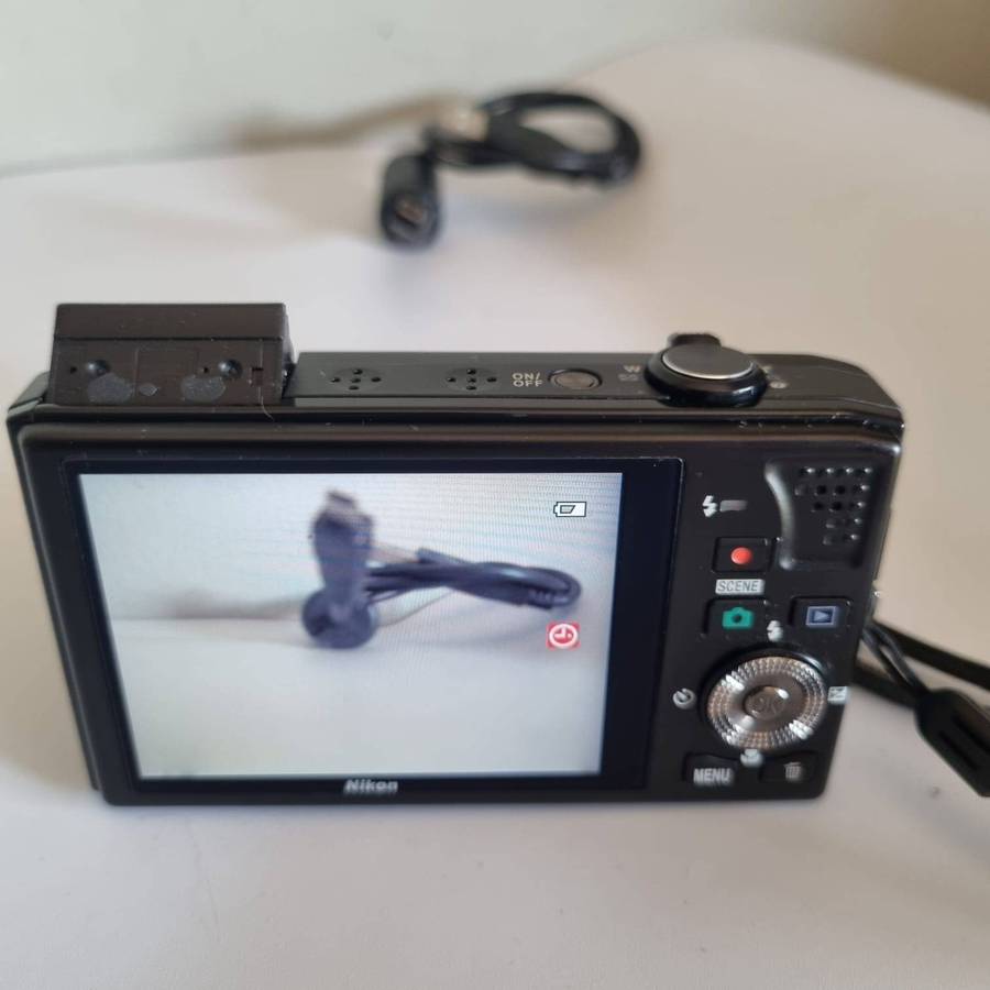 Nikon Coolpix S8000 14.2MP Digital Camera with 10x Optical Vibration Reduction (VR) Zoom and 3.0-In