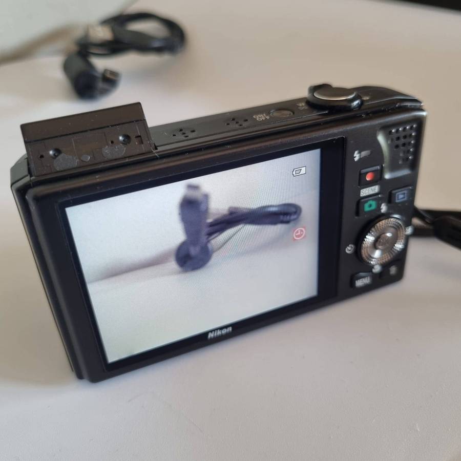 Nikon Coolpix S8000 14.2MP Digital Camera with 10x Optical Vibration Reduction (VR) Zoom and 3.0-In