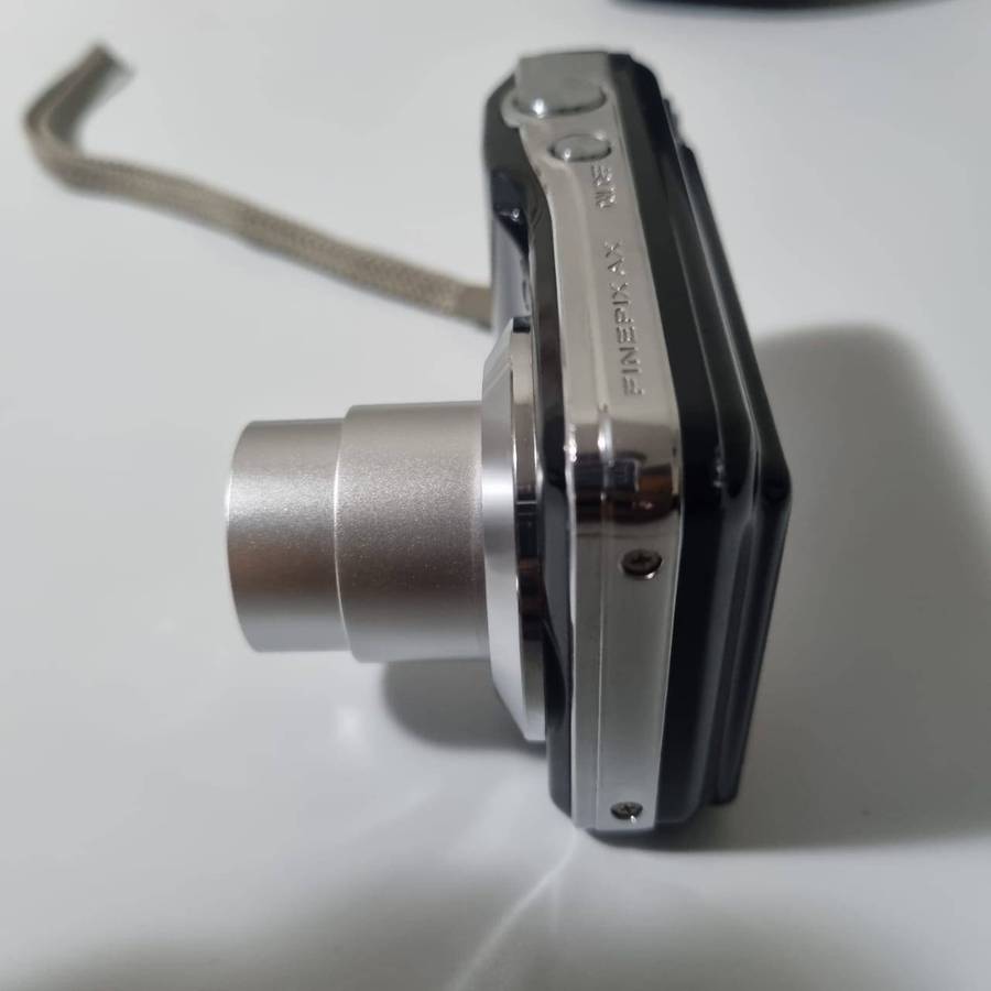 Fujifilm FinePix AX500 14MP Point-and-Shoot Digital Camera