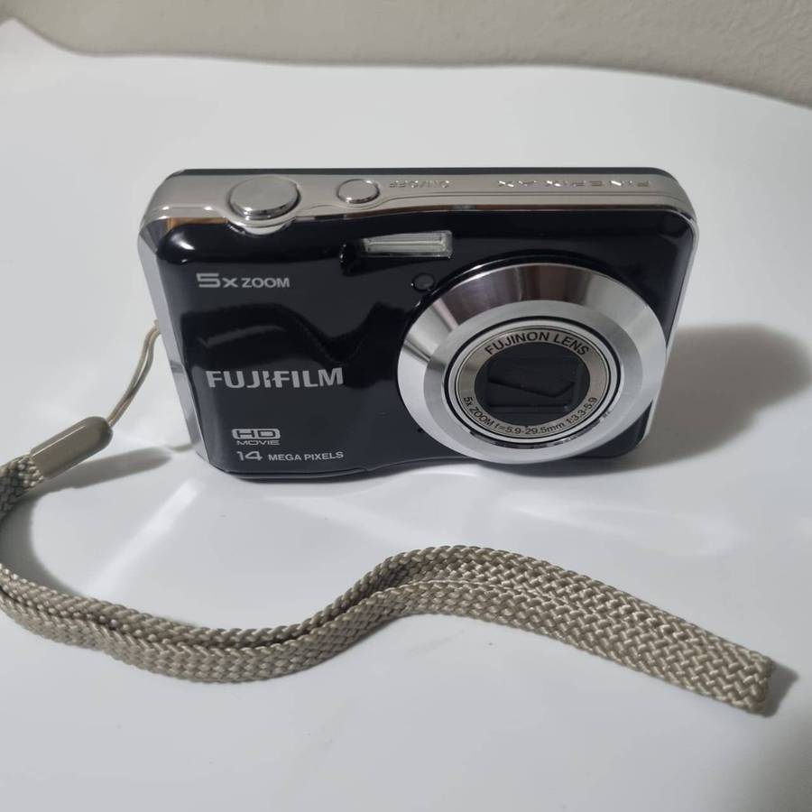 Fujifilm FinePix AX500 14MP Point-and-Shoot Digital Camera