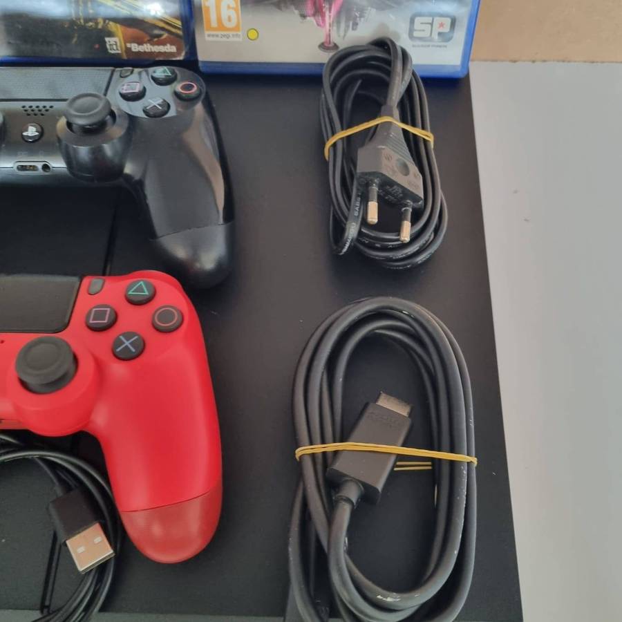 Playstation 4 Console 500GB - PS4